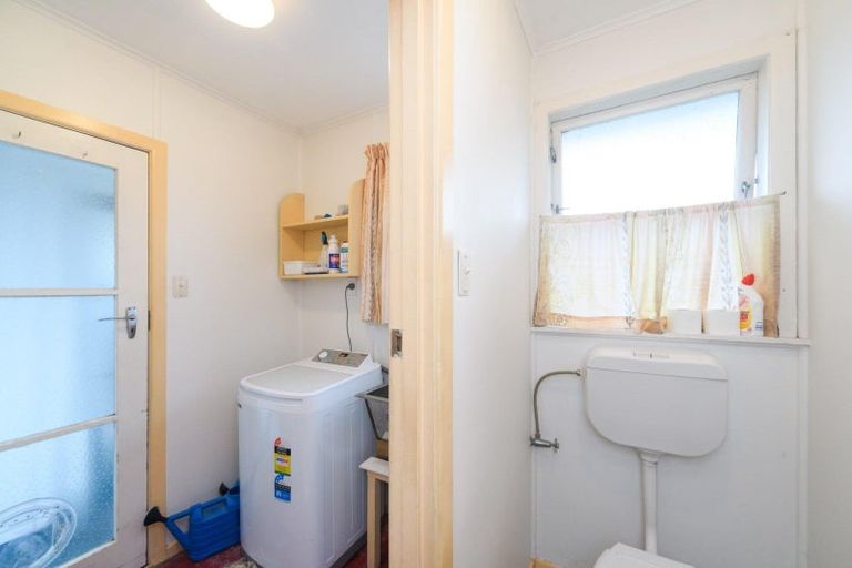 Photo of property in 61 Stephens Crescent, Highbury, Palmerston North, 4412