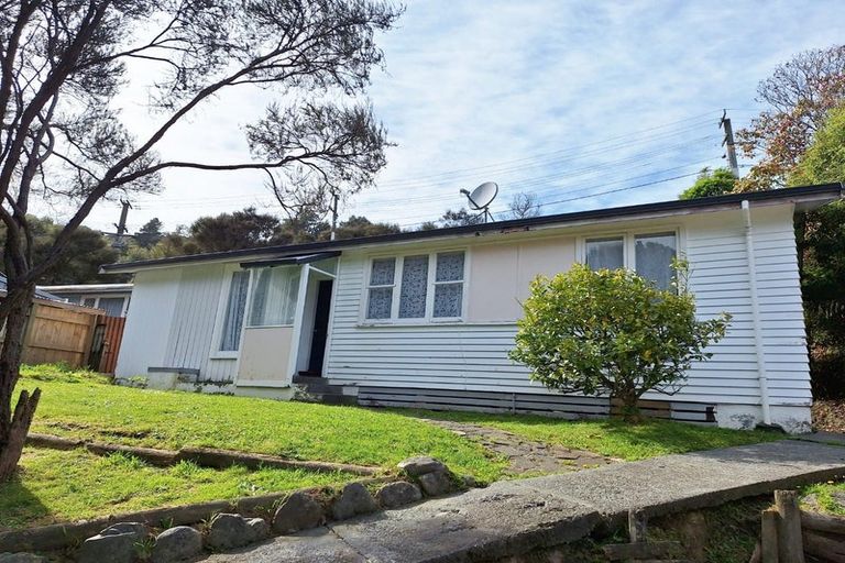 Photo of property in 10 John Street, Stokes Valley, Lower Hutt, 5019
