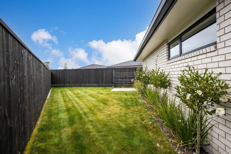 Photo of property in 26 Aratapu Street, Waitara, 4320