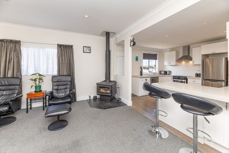 Photo of property in 177 Baker Street, New Brighton, Christchurch, 8083