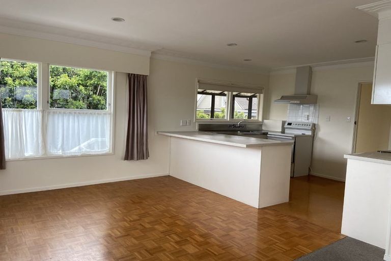 Photo of property in 1/2a Ascot Avenue, Narrow Neck, Auckland, 0624