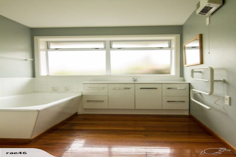 Photo of property in 161 Waimairi Road, Ilam, Christchurch, 8041