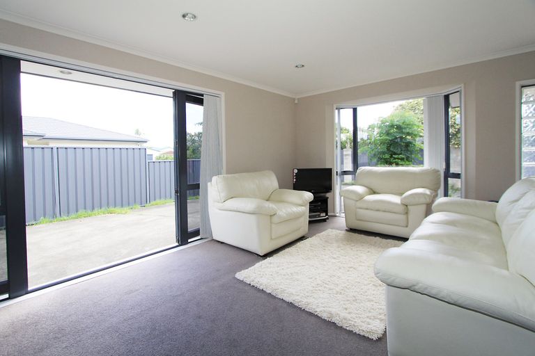 Photo of property in 26 Leon Street, Riverdale, Gisborne, 4010