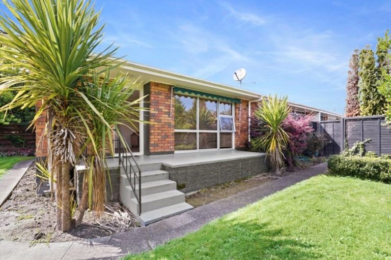 Photo of property in 28 Howell Avenue, Riverlea, Hamilton, 3216