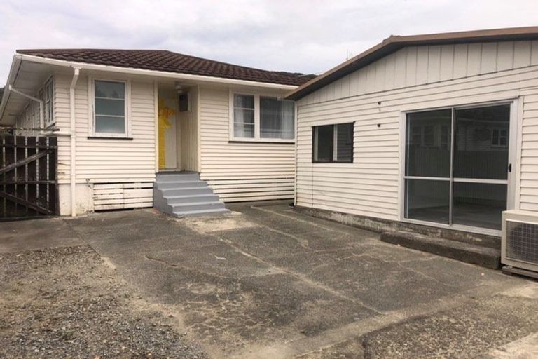 Photo of property in 80 Wainuiomata Road, Wainuiomata, Lower Hutt, 5014