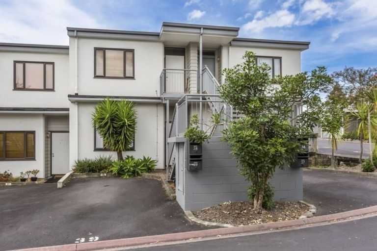 Photo of property in The Grange, 39/92 Bush Road, Albany, Auckland, 0632