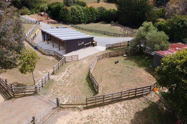 Photo of property in 293 Ohariu Valley Road, Ohariu, Wellington, 6037