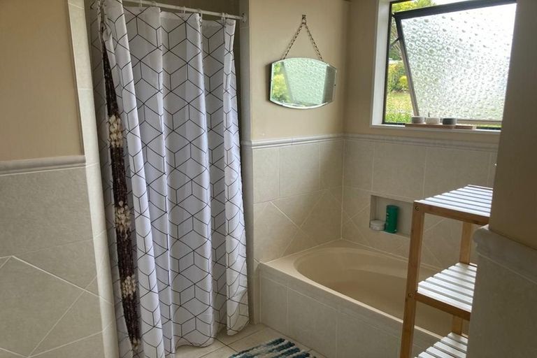 Photo of property in 19 Mcdonnell Street, Omokoroa, 3114