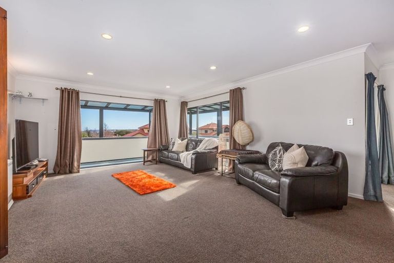 Photo of property in 125 Eskdale Road, Papakowhai, Porirua, 5024