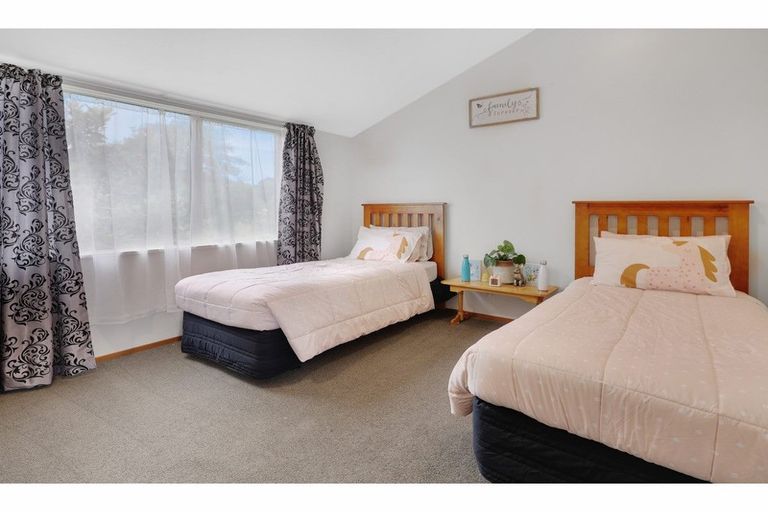 Photo of property in 22 Mervyn Drive, Avondale, Christchurch, 8061