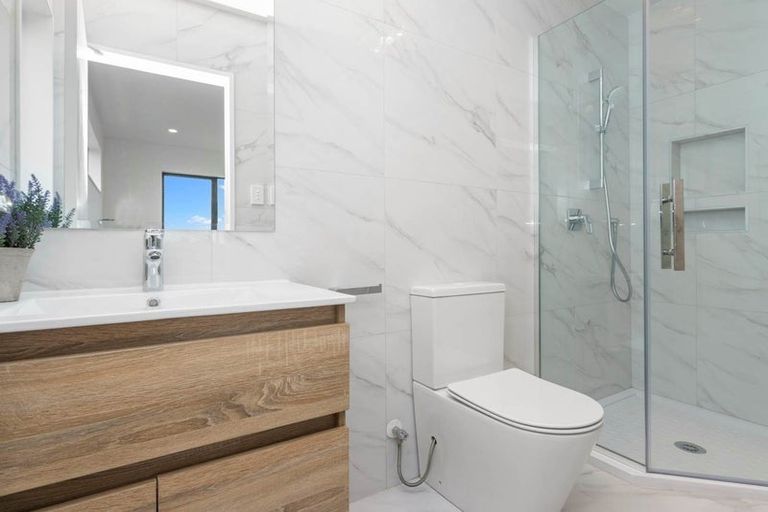 Photo of property in 3/2a Cambridge Road, Manurewa, Auckland, 2102