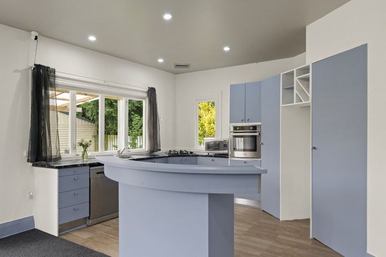 Photo of property in 3 Queen Street, Coalgate, 7673