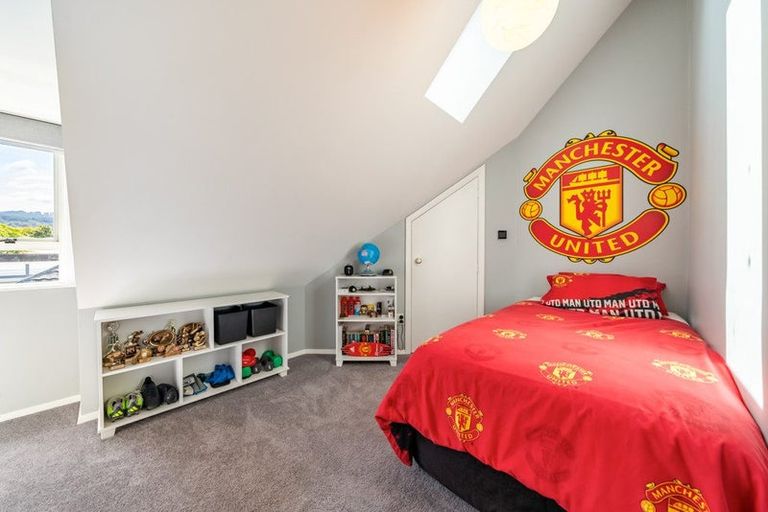 Photo of property in 9 Golders Road, Elderslea, Upper Hutt, 5018