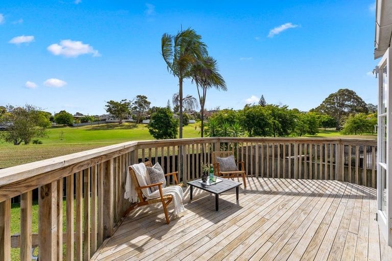 Photo of property in 1/91 Selwyn Crescent, Forrest Hill, Auckland, 0620