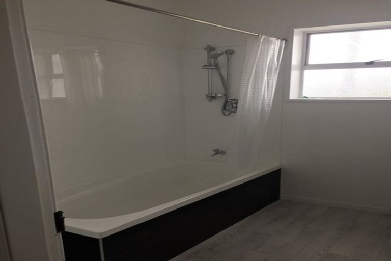 Photo of property in 21 Wharfe Street, South Hill, Oamaru, 9400