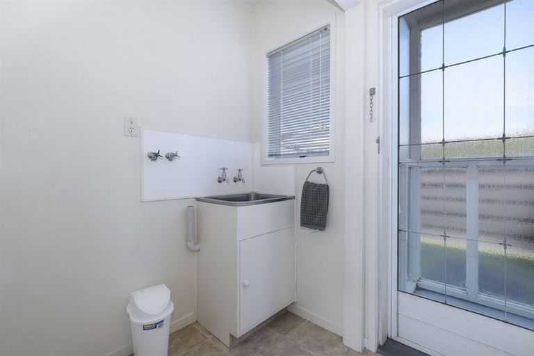 Photo of property in 16c Burrows Street, Tauranga South, Tauranga, 3112