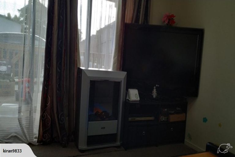 Photo of property in 27b Stott Avenue, Birkdale, Auckland, 0626