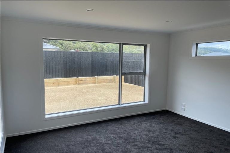 Photo of property in 9 Buddle Road, Wallaceville, Upper Hutt, 5018