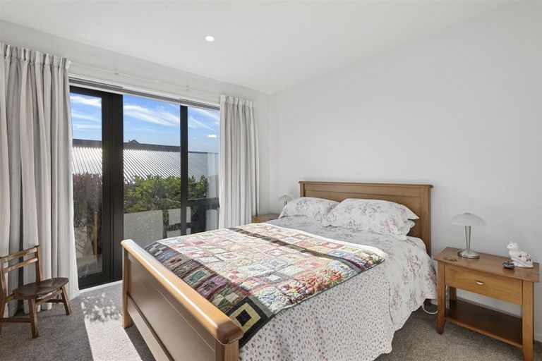 Photo of property in 517 Marine Parade, South New Brighton, Christchurch, 8062