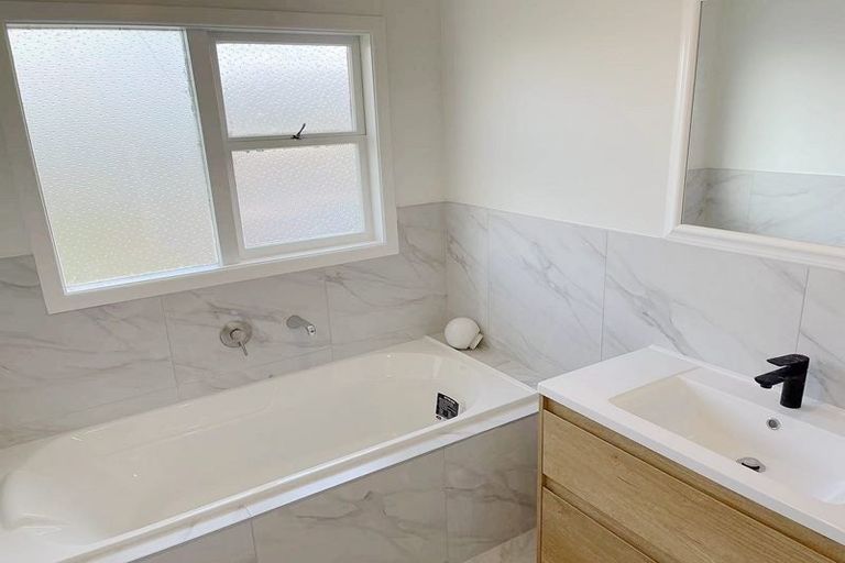 Photo of property in 386 Hibiscus Coast Highway, Orewa, 0931