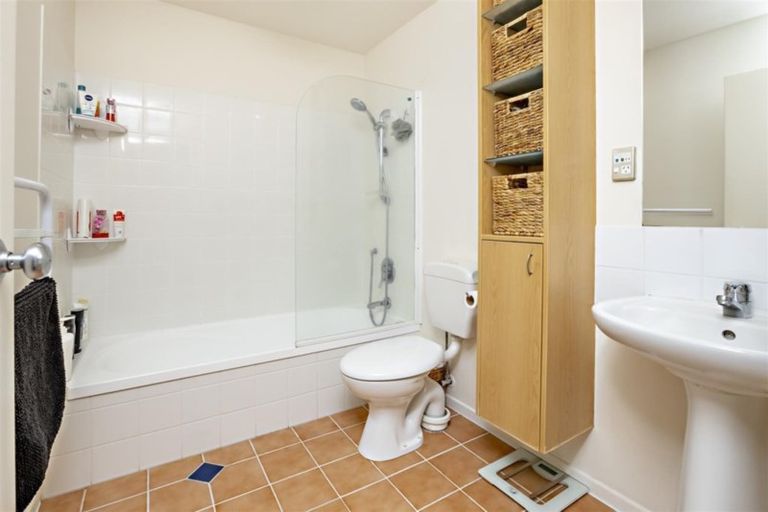 Photo of property in 11/2 Armoy Drive, East Tamaki, Auckland, 2016