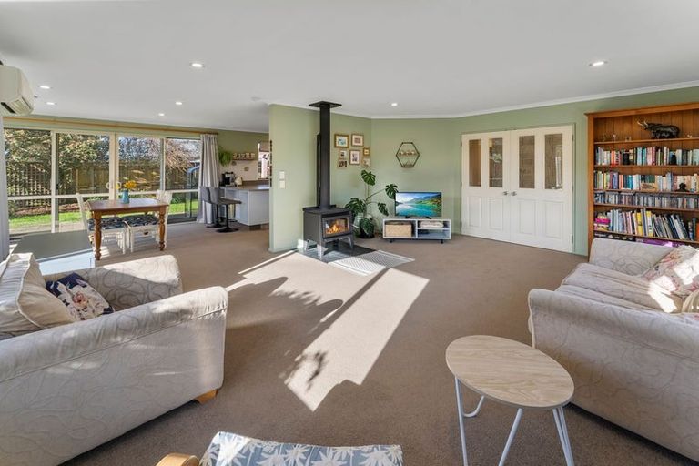 Photo of property in 5 Mayer Crescent, Wakefield, 7025