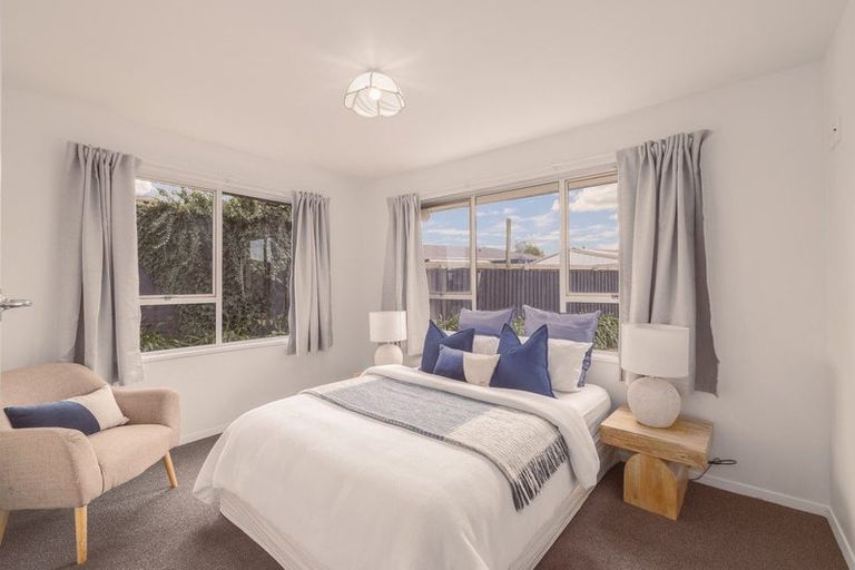 Photo of property in 96a Springs Road, Hornby, Christchurch, 8042