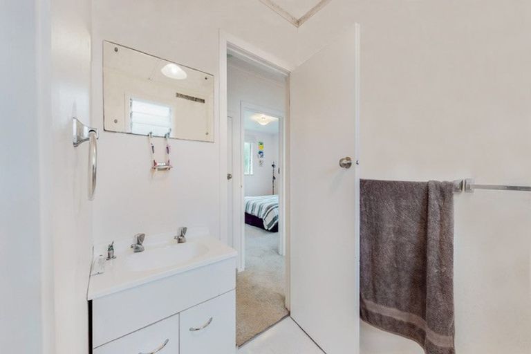 Photo of property in 29 Ivy Place, Birkdale, Auckland, 0626