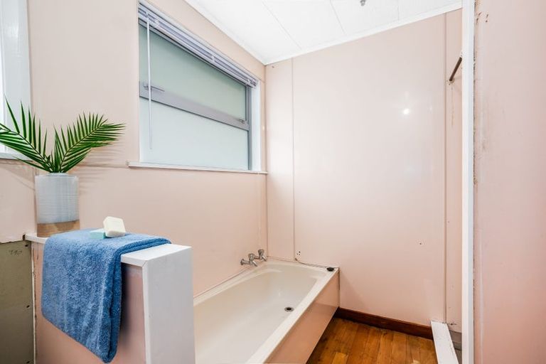 Photo of property in 21 Windley Street, Ranui, Porirua, 5024