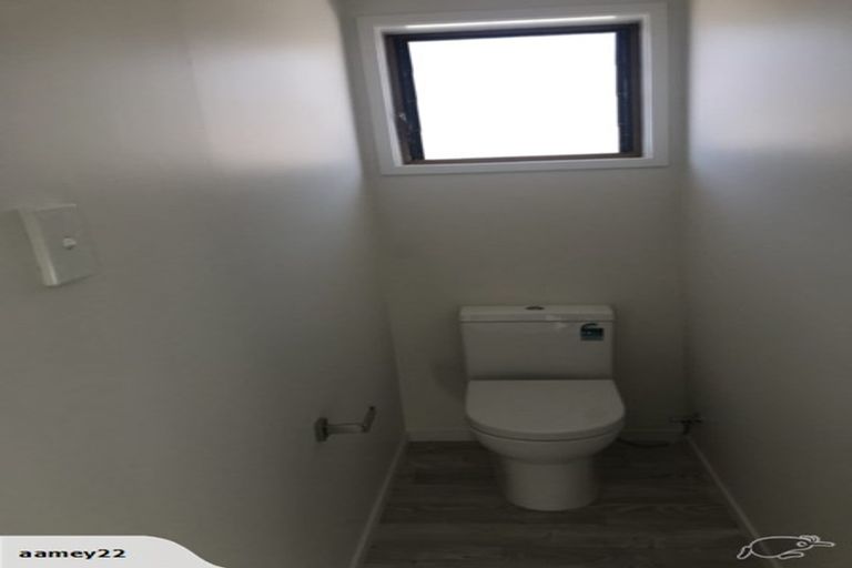 Photo of property in 1/3204 Great North Road, New Lynn, Auckland, 0600