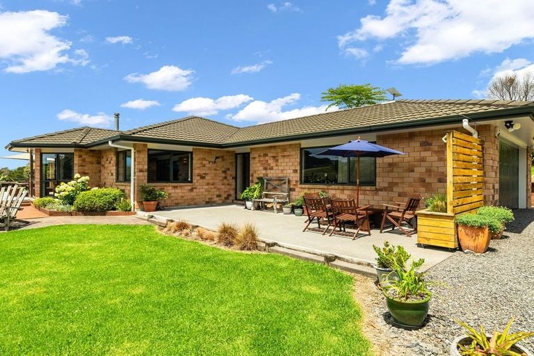 Photo of property in 1049 Pipiwai Road, Ruatangata West, Whangarei, 0176