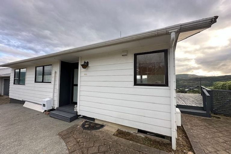 Photo of property in 43a Lord Street, Stokes Valley, Lower Hutt, 5019