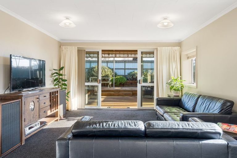 Photo of property in 40 Weir Street, Green Island, Dunedin, 9018