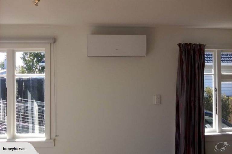 Photo of property in 145 Wainoni Road, Avondale, Christchurch, 8061