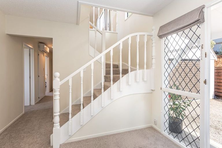 Photo of property in 1 Dalgarven Place, Hillsborough, Christchurch, 8022