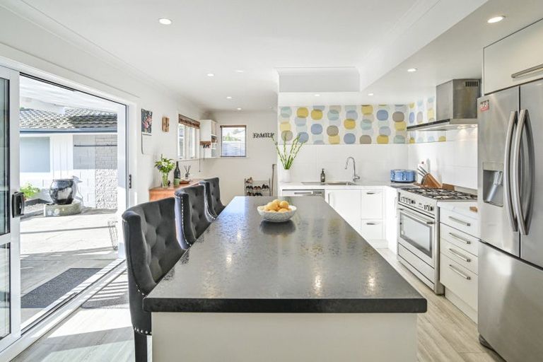 Photo of property in 702 Rainbow Avenue, Parkvale, Hastings, 4122