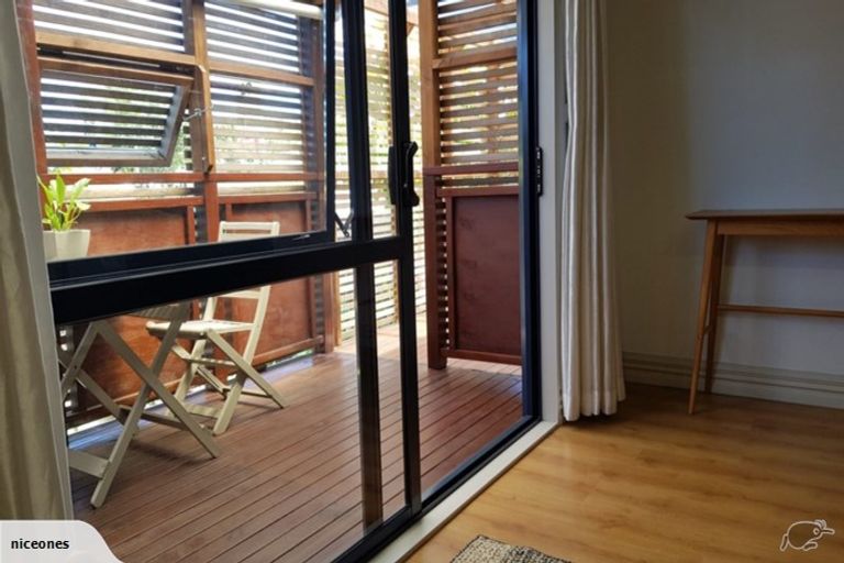 Photo of property in 19 Millstream Drive, Henderson, Auckland, 0610