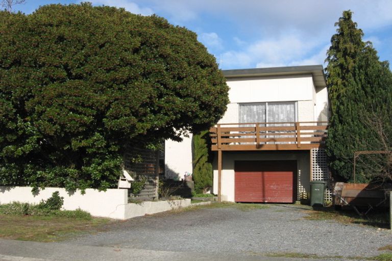 Photo of property in 62 Mackinnon Loop, Te Anau, 9600