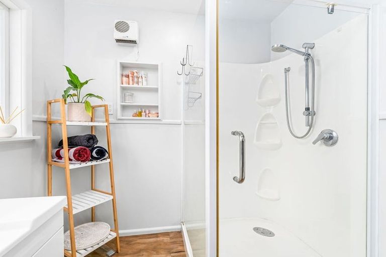 Photo of property in 17 Mahoe Street, Templeton, Christchurch, 8042