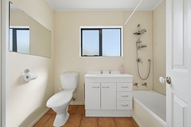 Photo of property in 26b Boundary Road, Opaheke, Papakura, 2113