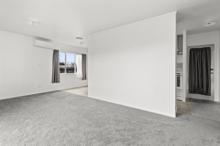 Photo of property in 10 Beadle Place, St Andrews, Hamilton, 3200