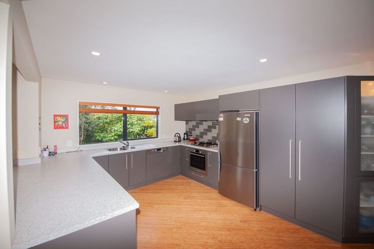 Photo of property in 2 Furlong Crescent, Churton Park, Wellington, 6037