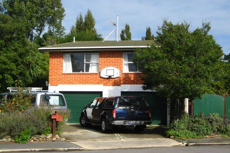 Photo of property in 2 Aitken Place, Mosgiel, 9024