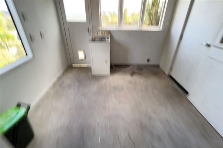 Photo of property in 158 Carlisle Road, Northcross, Auckland, 0632