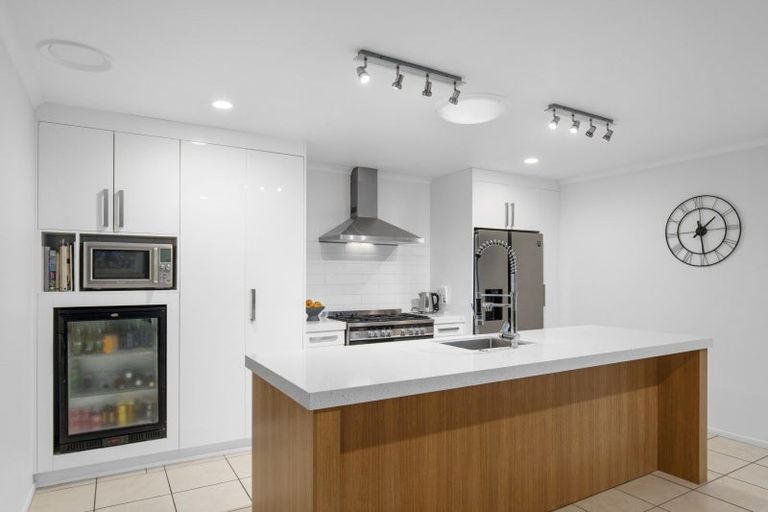 Photo of property in 36 Inverness Drive, Pyes Pa, Tauranga, 3112