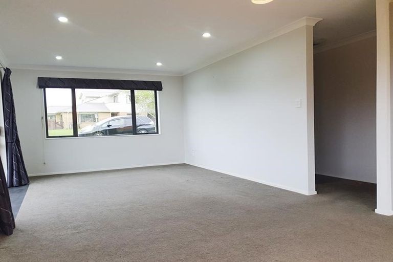 Photo of property in 5 Keven Road, Clarks Beach, Pukekohe, 2679
