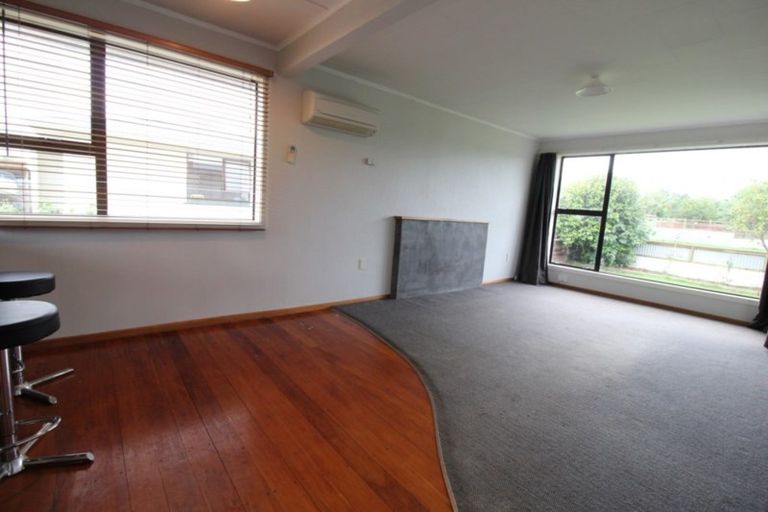 Photo of property in 103 Eglinton Street, Winton, 9720