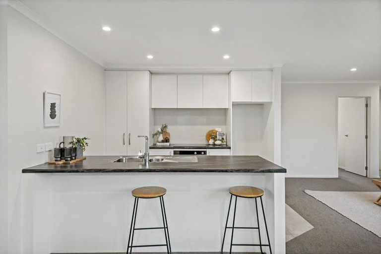 Photo of property in 17 Tawhiti Road, Pukekohe, 2120