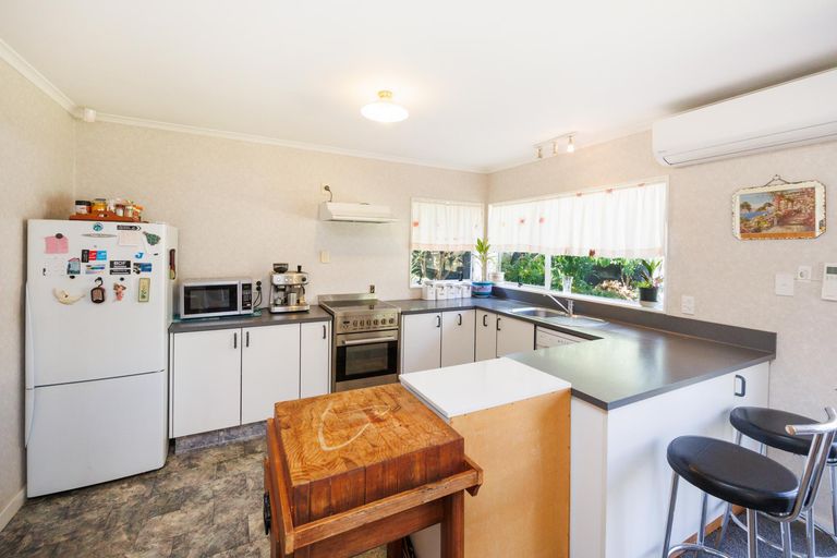 Photo of property in 66 Amberley Avenue, Highbury, Palmerston North, 4412