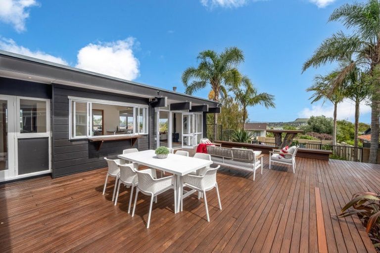 Photo of property in 22 Andrea Place, Sunnyhills, Auckland, 2010